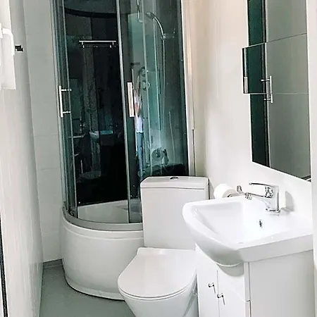 Lesny Zakatek Oda ve Kahvaltı 3*