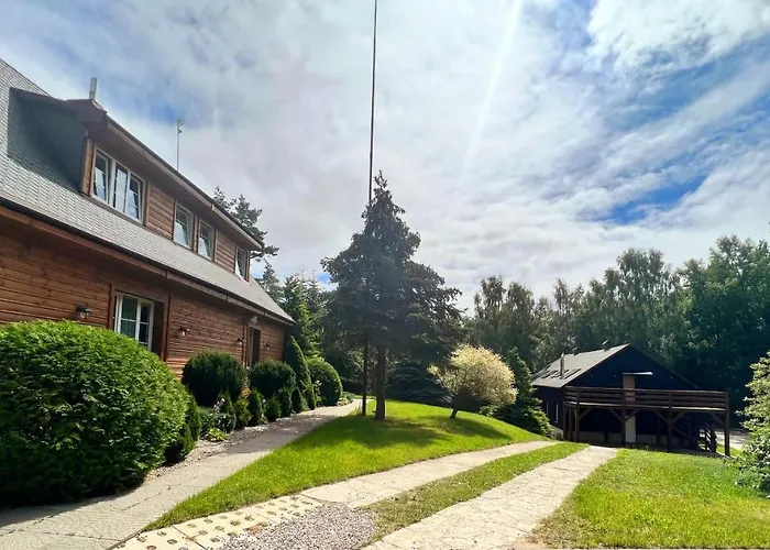 Lesny Zakatek Bed & Breakfast 3*